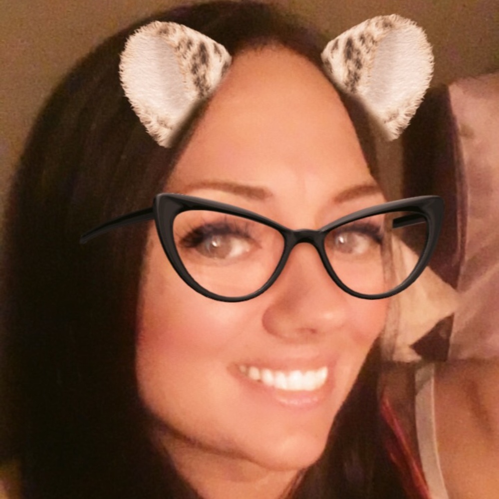 Meet your Posher, Valerie
